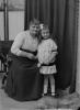 Portrét Kateřiny Šechtlová s Liduškou 19.3.1917 (in Czech), keywords: portrait, Kateřina Šechtlová, Lída